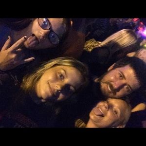 Meet your Posher, Pamela